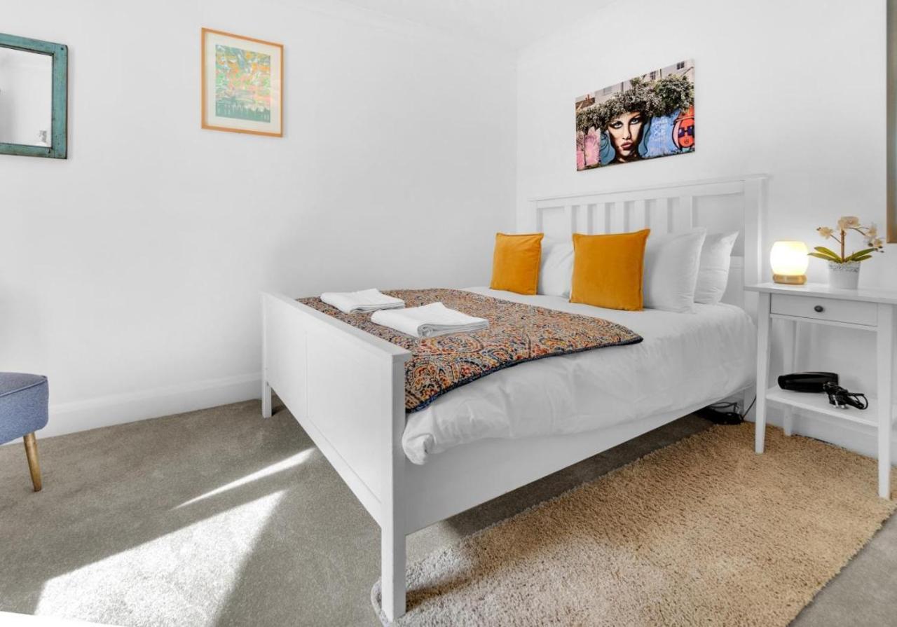 Golden Sunset House With Free Parking By My Getaways Vila Brighton Exterior foto